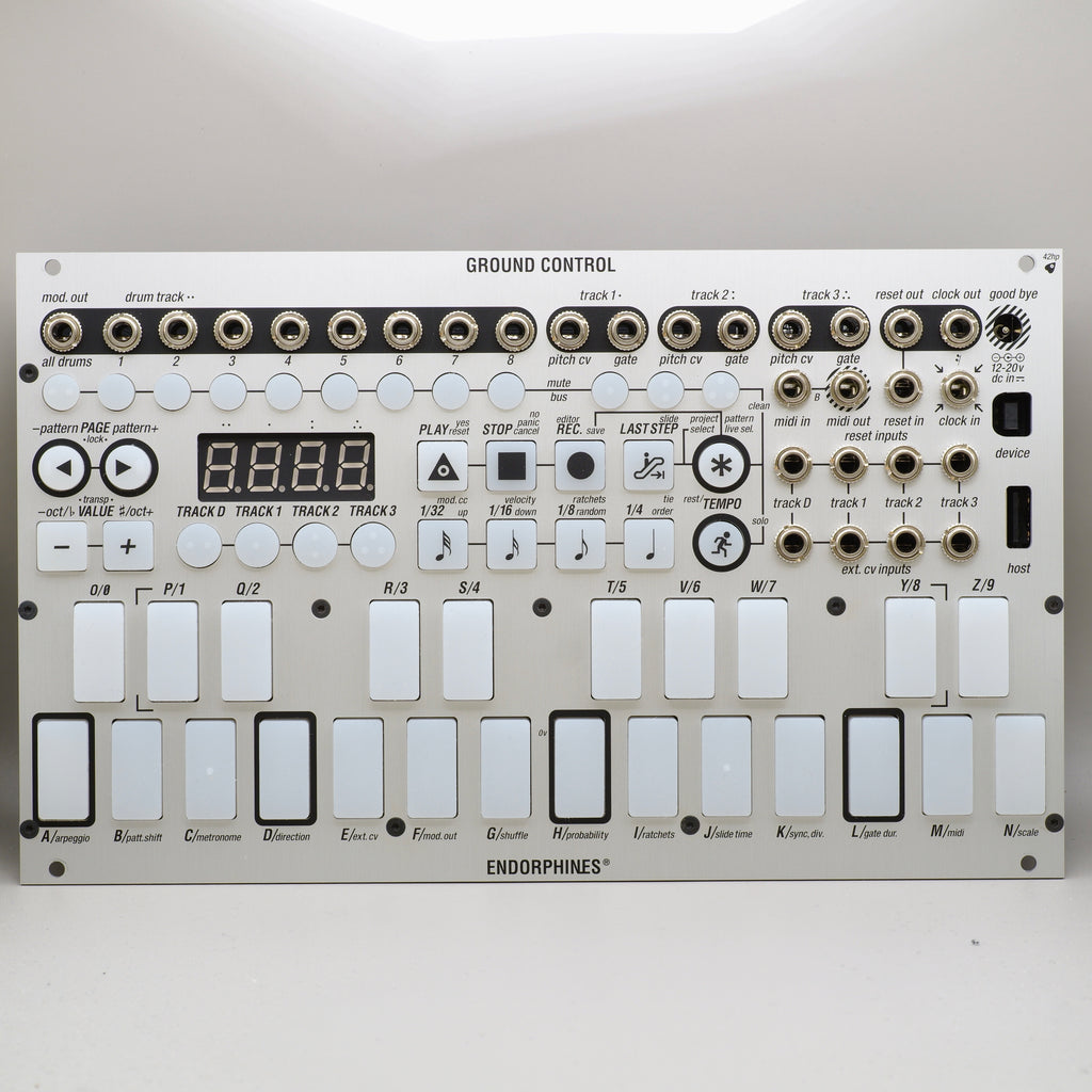 ground control endorphin.es モジュラーシンセ ENDORPHIN.ESが待望のパフォーマンス・シーケンサーGround Control