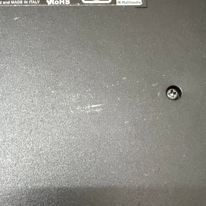 IK Multimedia UNO Synth [USED:W0]