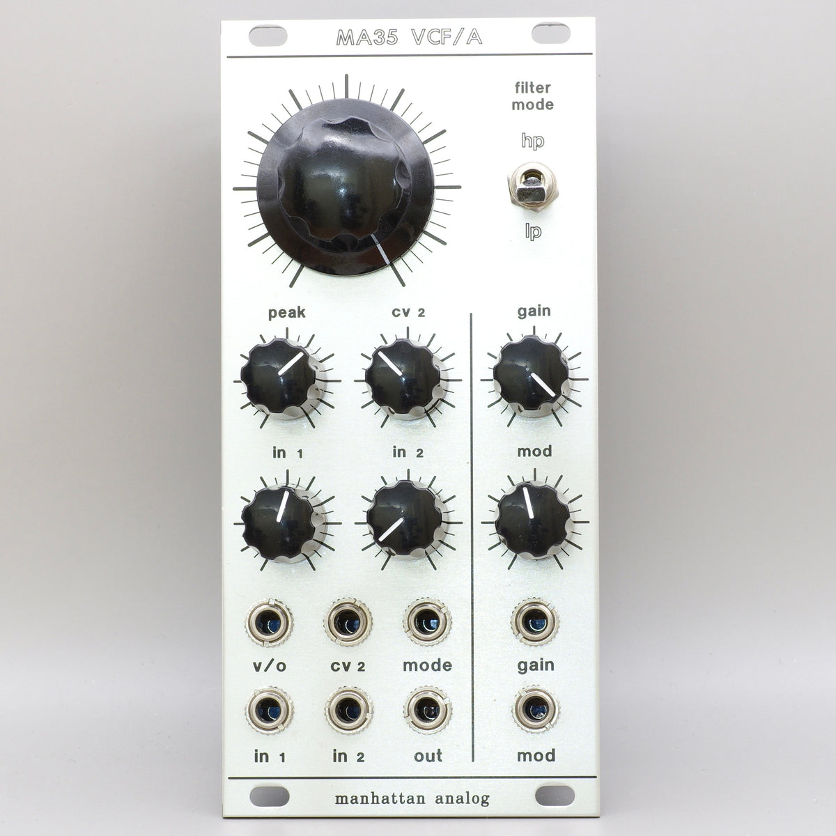 鍵盤楽器 Manhattan Analog MA35 VCA/VCF Manhattan Analog MA35 VCA/VCF— Clockface Modular