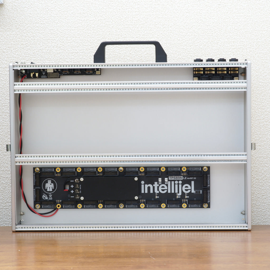 Intellijel Designs 7U Performance Case (84HP) (Silver) & 7Ux84HP