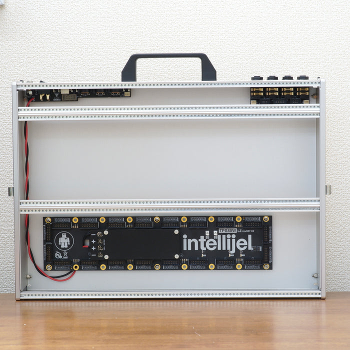 Intellijel Designs 7U Performance Case (84HP) (Silver) & 7Ux84HP Gig Bag v2 [USED:W0]